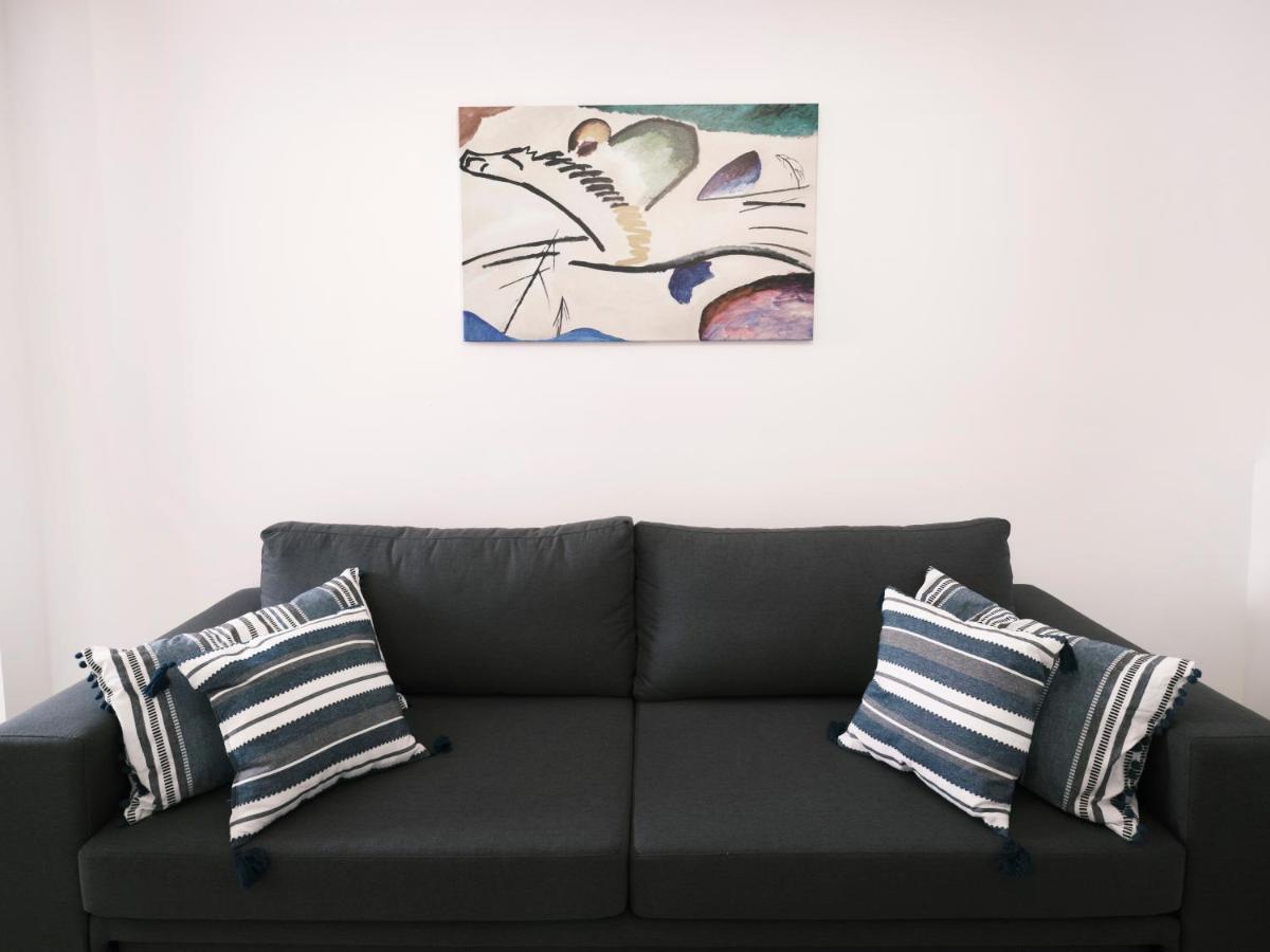 "Under The Olive Tree"- Beautiful Apartment In The Heart Of 아테네 외부 사진